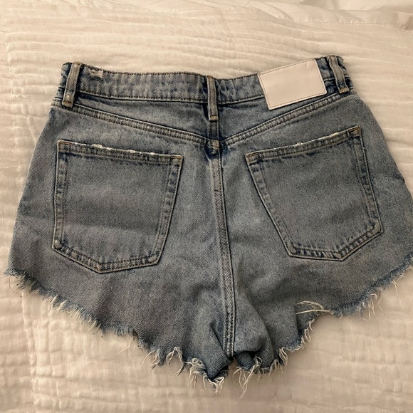 Zara Cutoff Jean Shorts - size USA 8 - Picture 2 of 3
